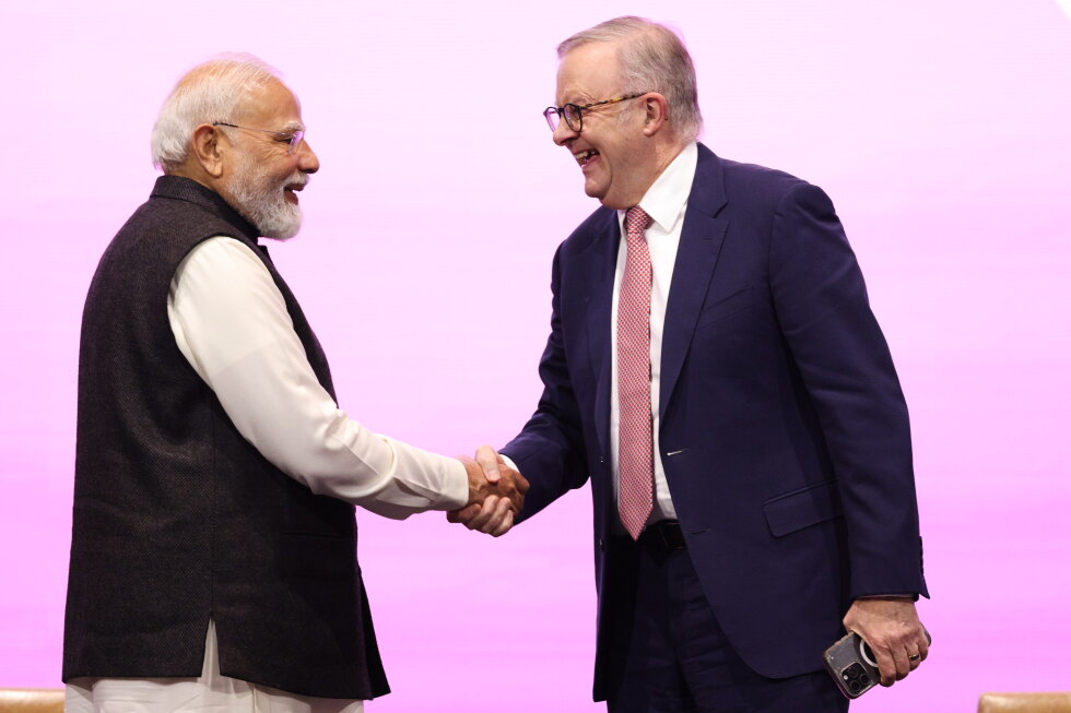Australia signs a deal to export uranium to India