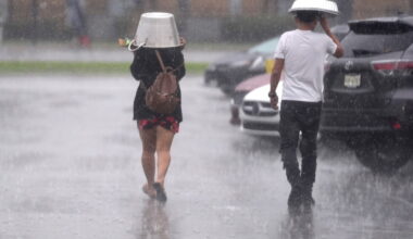 Forecasters predict strengthening El Nino to reach historic levels