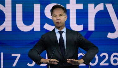 NATO unveils military projects to boost defense spending