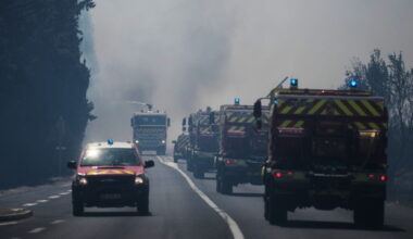 Wildfire in France forces Tour de France to ban fans from stage finale