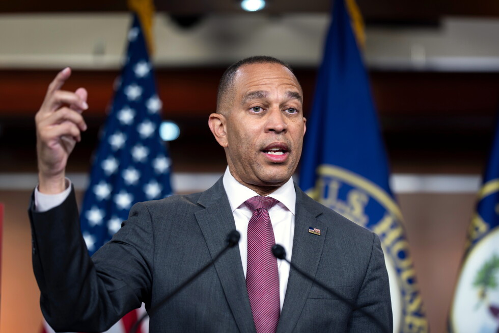 Jeffries kicks off sprint to midterms with Democrats' affordability agenda