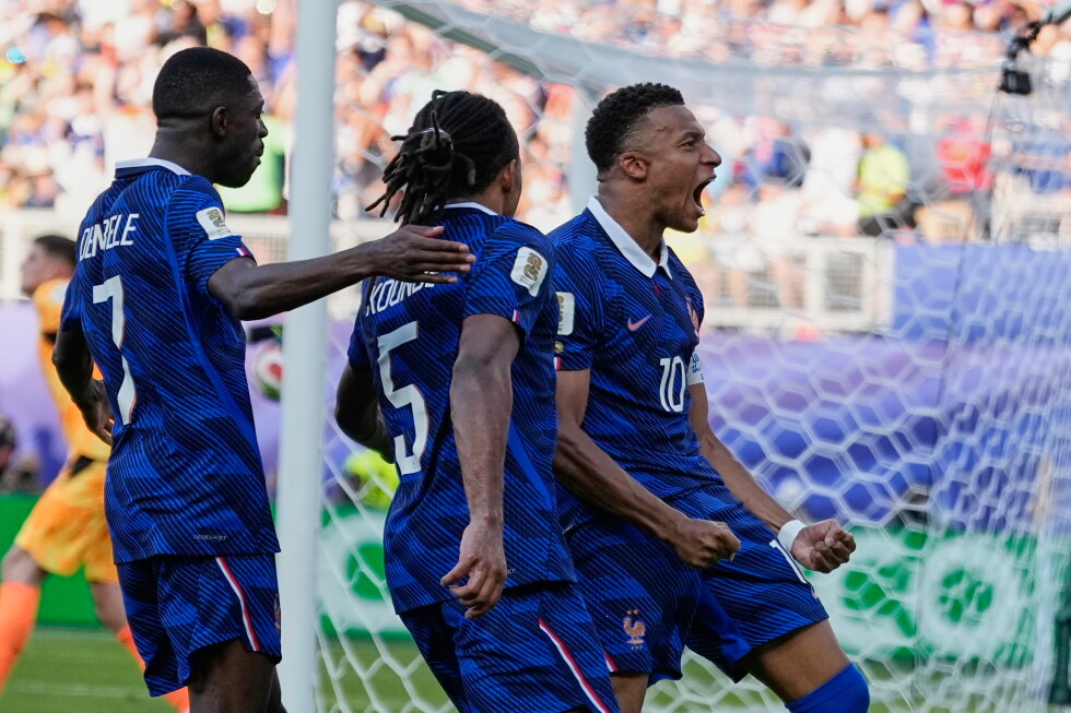 Mbappé scores again and France reaches FIFA World Cup quarterfinals with 1-0 win over Paraguay