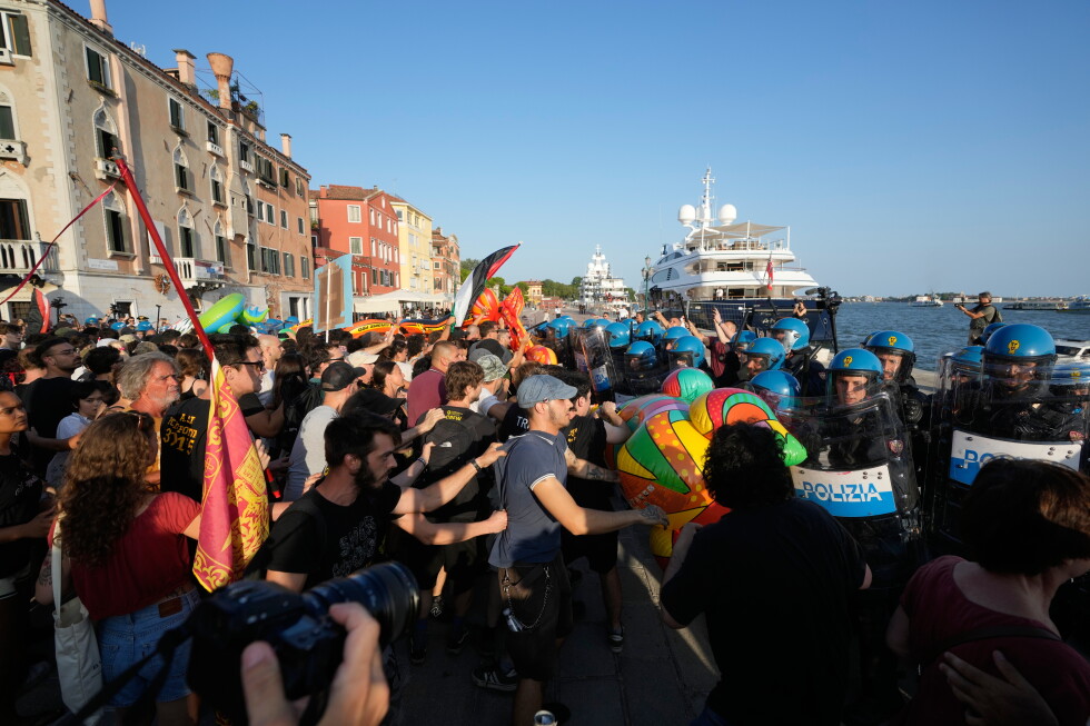Trump envoy faces protests during Italy luxury yacht diplomacy tour