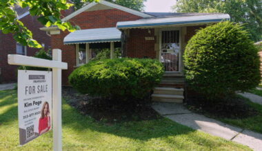 US home prices reach unprecedented territory as sales slow