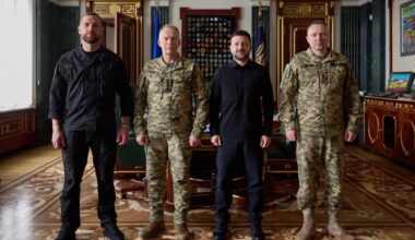 Zelenskyy gives Ukraine a new top general to fight Russia