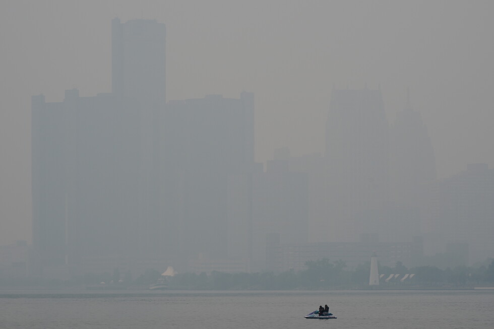 Canadian wildfire smoke blankets parts of US Midwest, Northeast