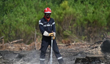 Firefighters battle the last hot spots of a monster wildfire in France's southwest