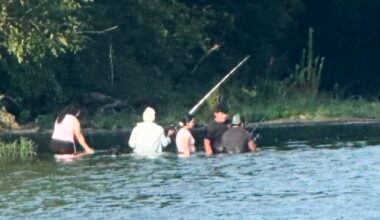 A passing boater believes he photographed the 5 adults who drowned on an Ohio river