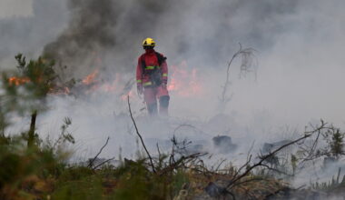 Wildfire forces 55,000 more people to evacuate in southwest France