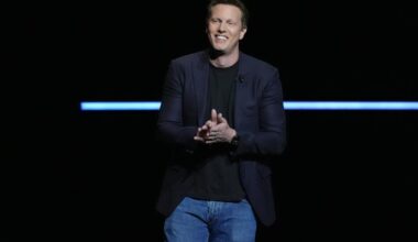 Why Paramount's Warner Bros. deal suddenly looks less certain
