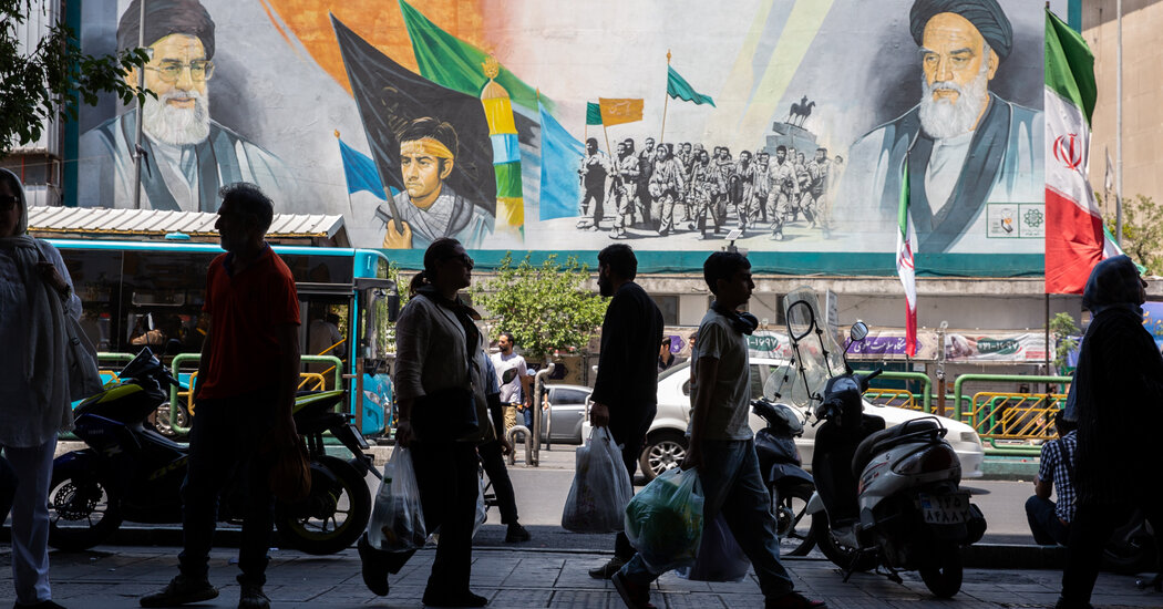 Israel Counters Iranian Spying by Warning Against Recruitment