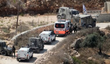 West Bank: Israeli settlers storm Palestinian village, seizing home with owner inside