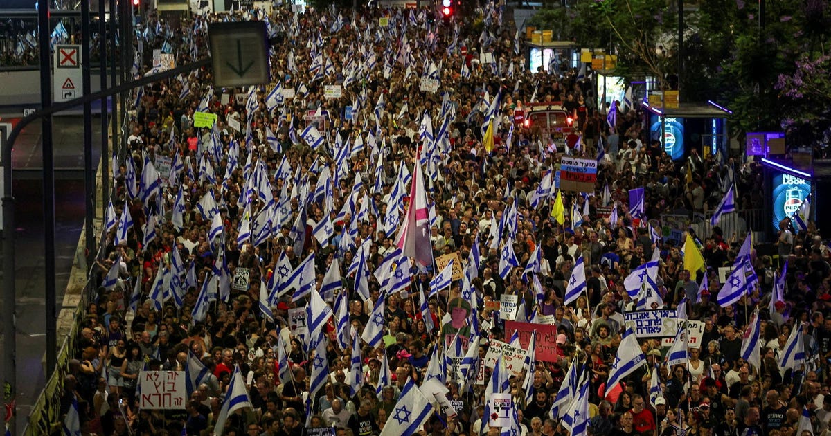 Israel's Opposition Is Again Looking for Salvation in the Wrong Places