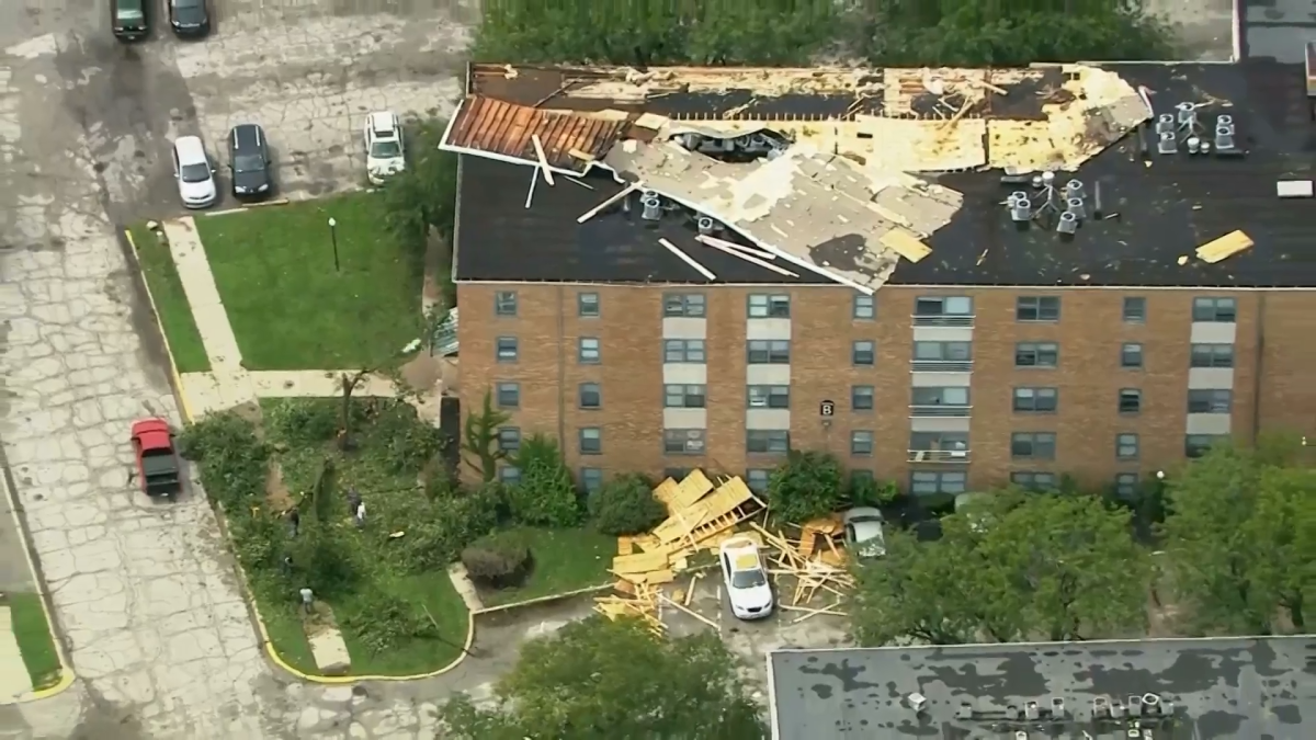 At least 5 tornadoes hit Chicago area during Tuesday’s storms – NBC Chicago