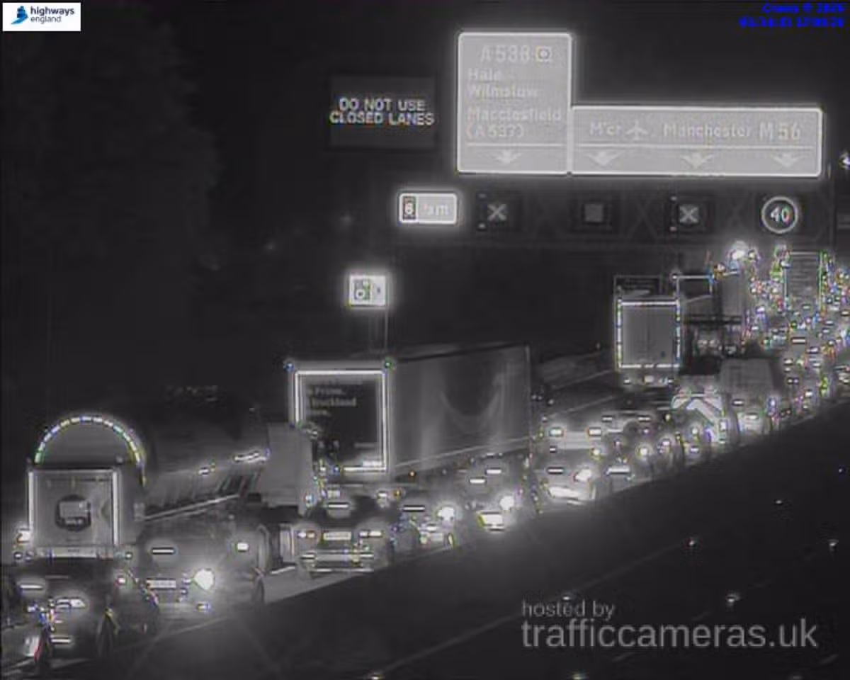 Huge queues on the M56