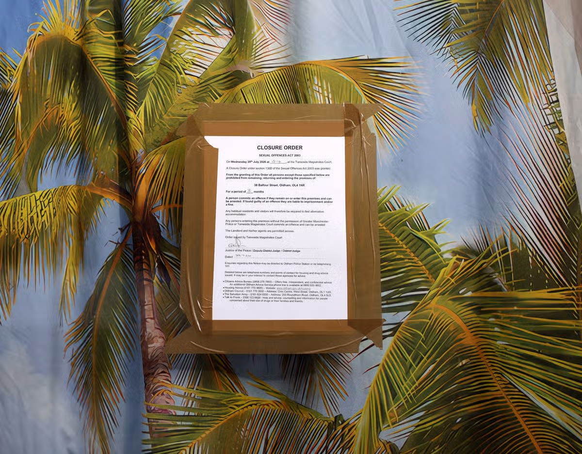 A closure notice has been left at the property on Balfour Street