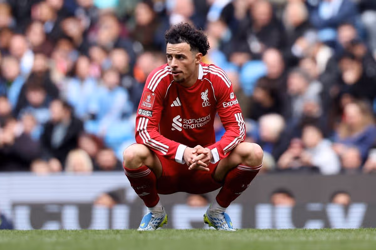 Curtis Jones of Liverpool looks dejected during the Emirates FA Cup Quarter Final match between Manchester City and Liverpool at Etihad Stadium