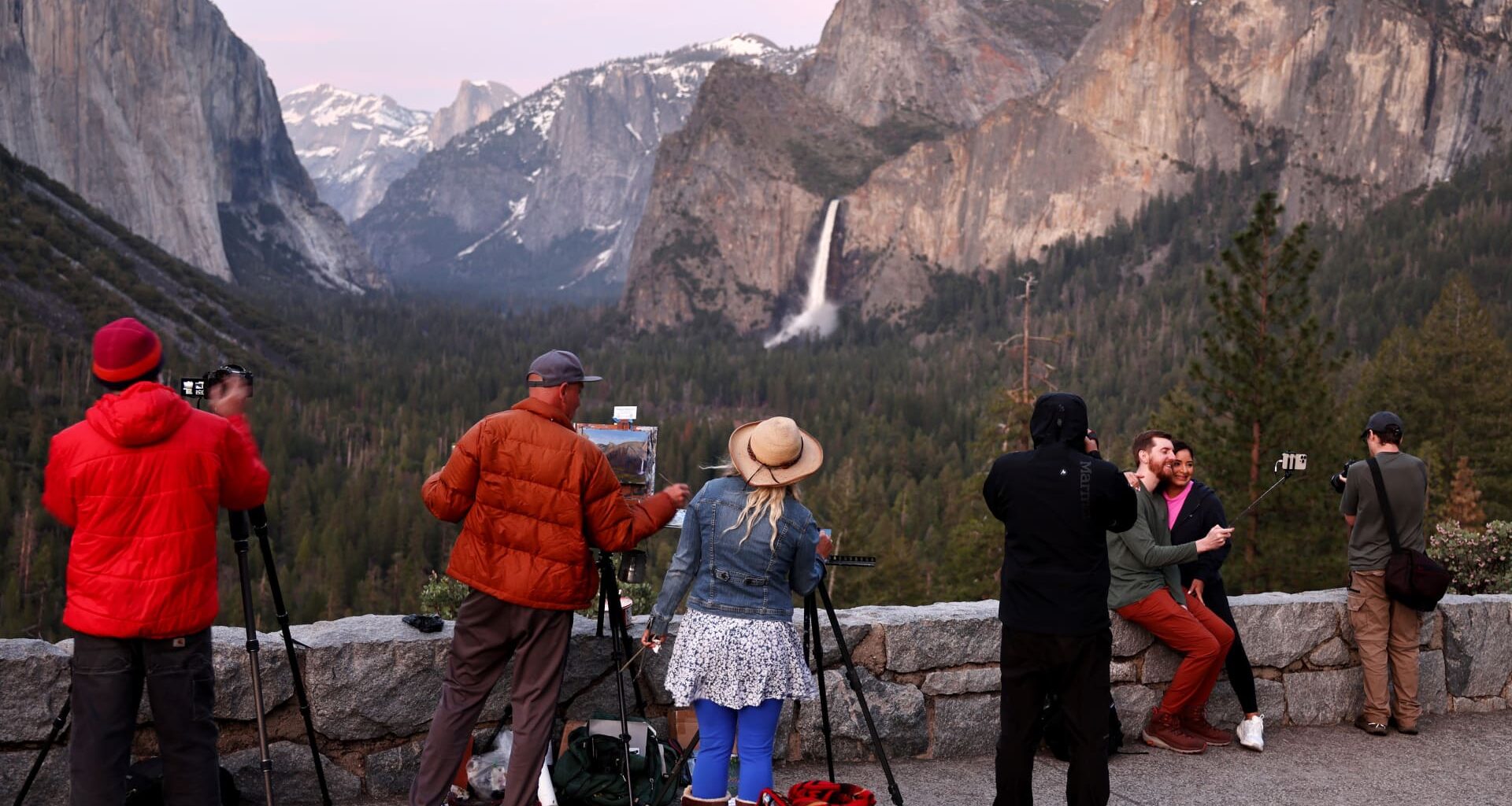 Trump administration weighs Yosemite land swap with private developer