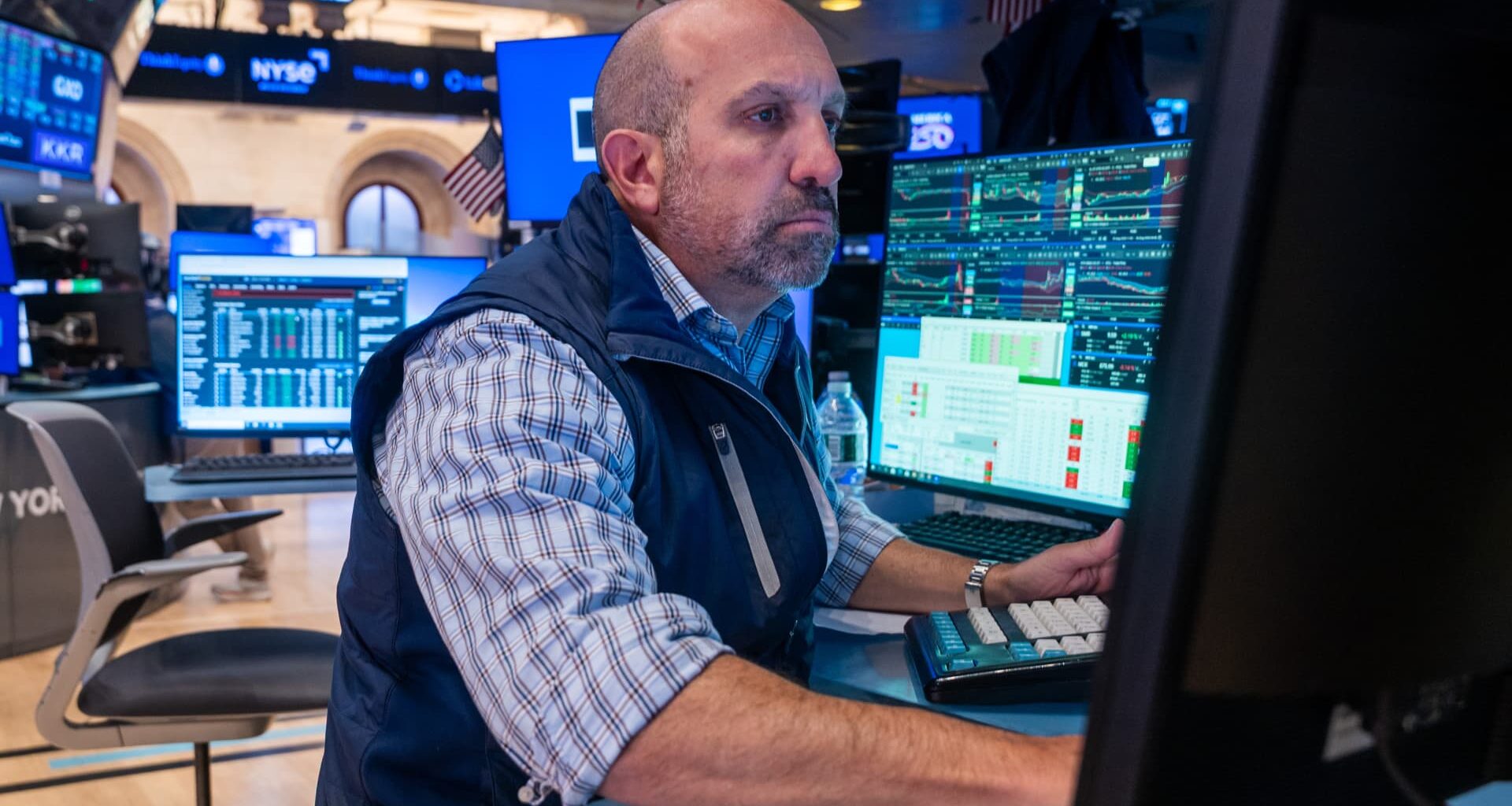 Stock market today: Live updates
