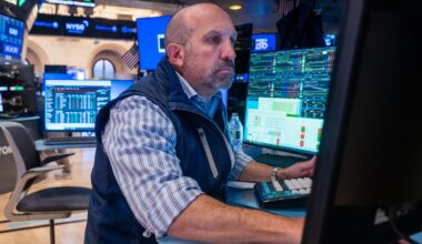 Stock market today: Live updates