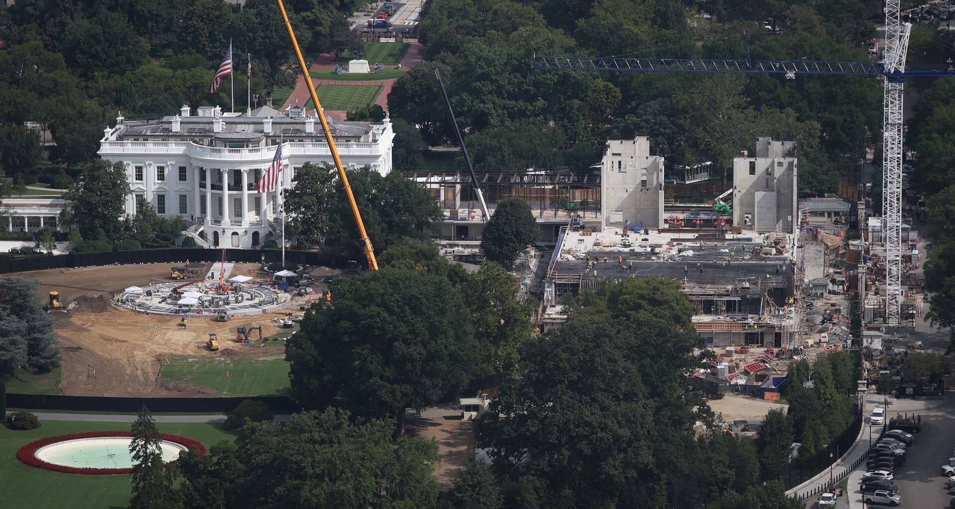 Supreme Court allows Trump's White House ballroom construction for now
