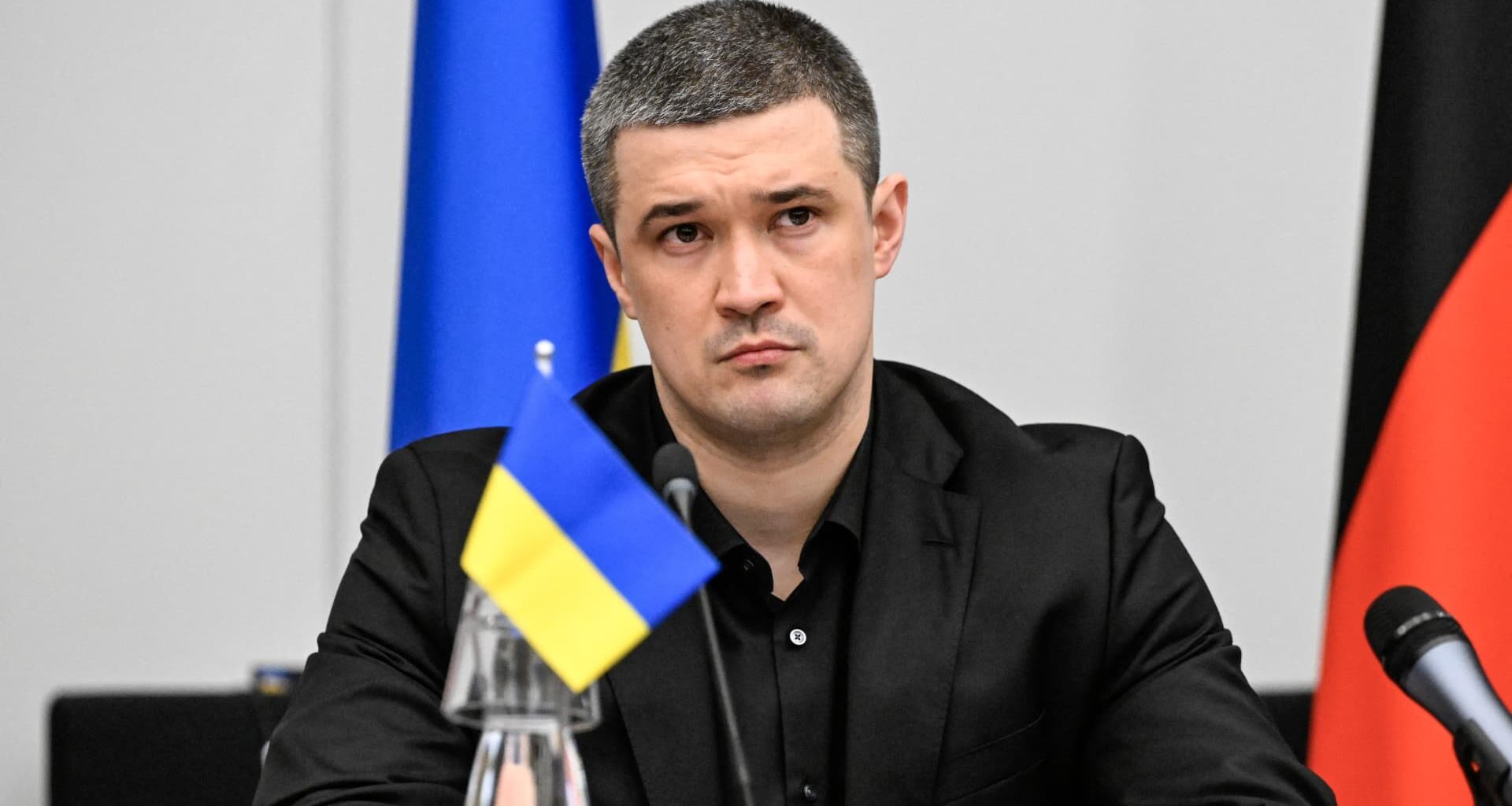 Ukraine: Zelenskky faces call from Fedorov for presidential election