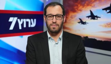 This fighter pilot's new target: Israel's 'Deep State'