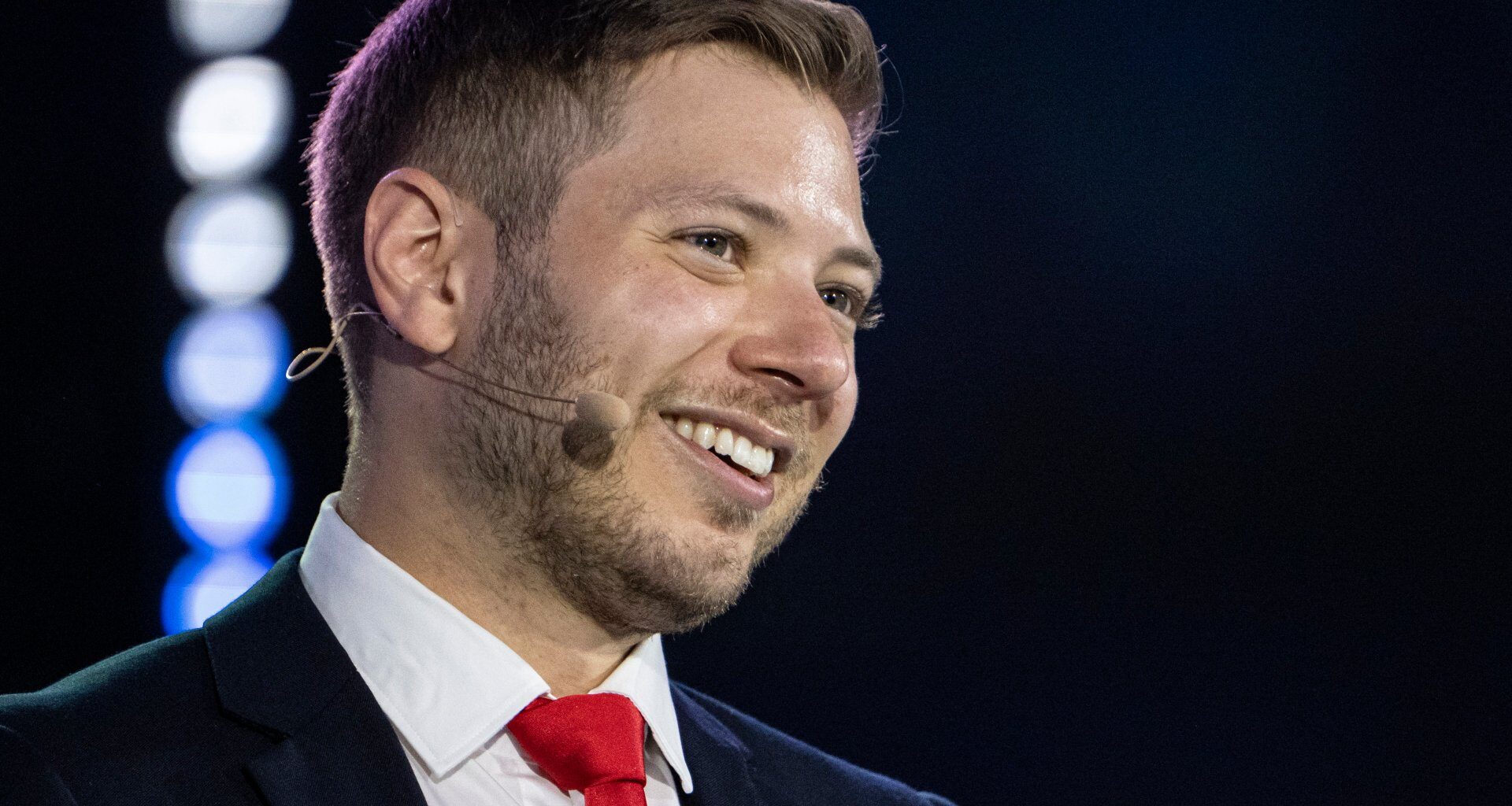Israel says Netanyahu’s son ‘urgently evacuated’ from the US after threat | Benjamin Netanyahu News