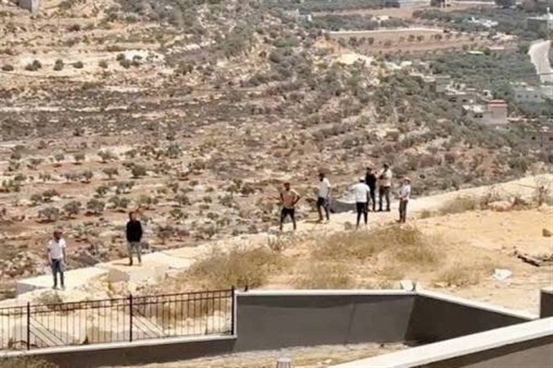 Israel Tightens Siege on Palestinian Homes in Qusra