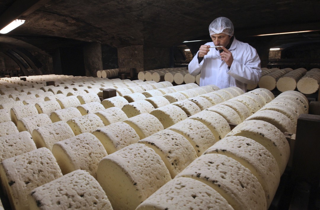 France Loosens Rules for Iconic Cheeses