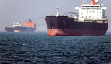 If Iran Wins The Strait Of Hormuz, The US Economy Stays Steady