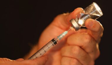 Hospital allegedly gave patients wrong drug; at least 1 left paralyzed
