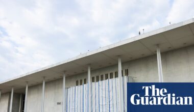 Trump threatens to demolish Kennedy Center if $250m renovation not done | Trump administration