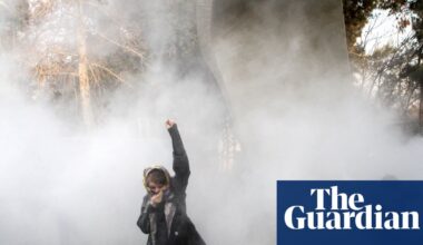 Iran seeks to criminalise all contact with foreign media in latest ‘chilling’ crackdown | Iran