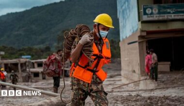Nepal floods latest: Rescue efforts enter fifth day with more than 2,400 missing after flash flood