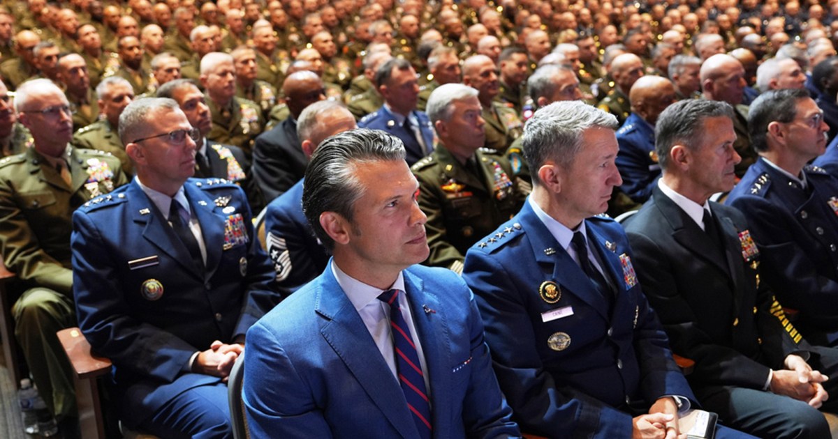 New Report: Hegseth’s Own Military Brass Warn the Iran War Is Unsustainable – Mother Jones