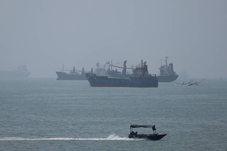 U.S. forces strike two Iranian launchers on Iran’s Larak island