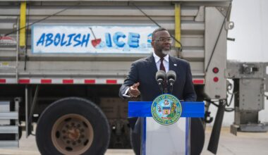 DHS blasts Mayor Brandon Johnson over order targeting ICE contractors