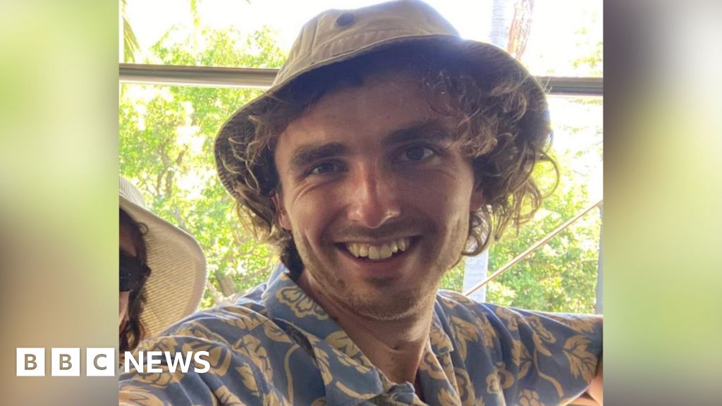 UK raises detention of British activist with Israeli authorities - BBC