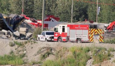 VIDEO: Search and rescue called after reports plane crash into water in Chilliwack