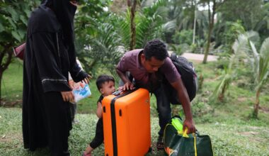 Malaysia to return 1,500 Rohingya refugees next month, despite safety fears | Crimes Against Humanity News