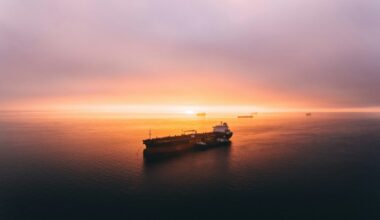 BofA: Hormuz Needs 10 Times More Ships to Stabilize Oil Markets