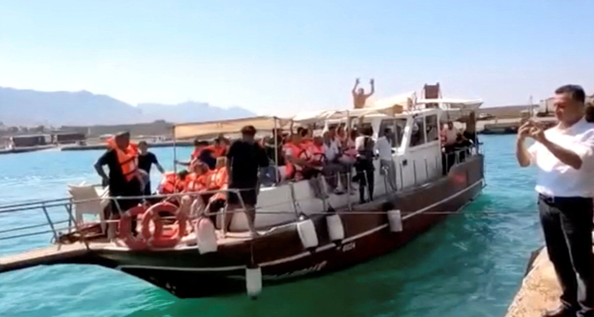 Ferry with more than people 260 on board capsizes off northern Cyprus | Shipping News