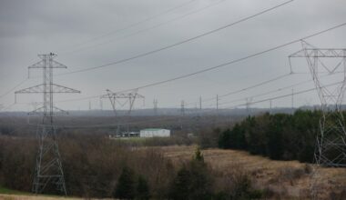 PUC approves two statewide transmission lines