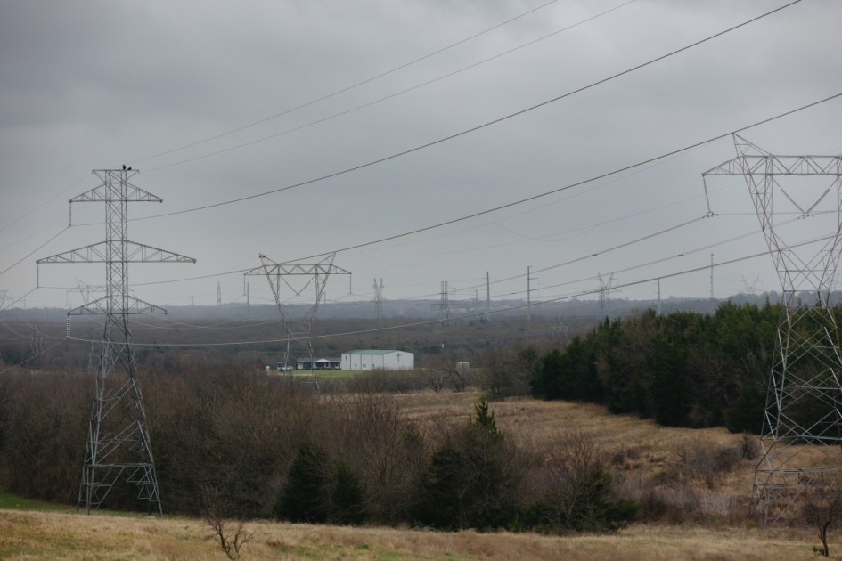 PUC approves two statewide transmission lines