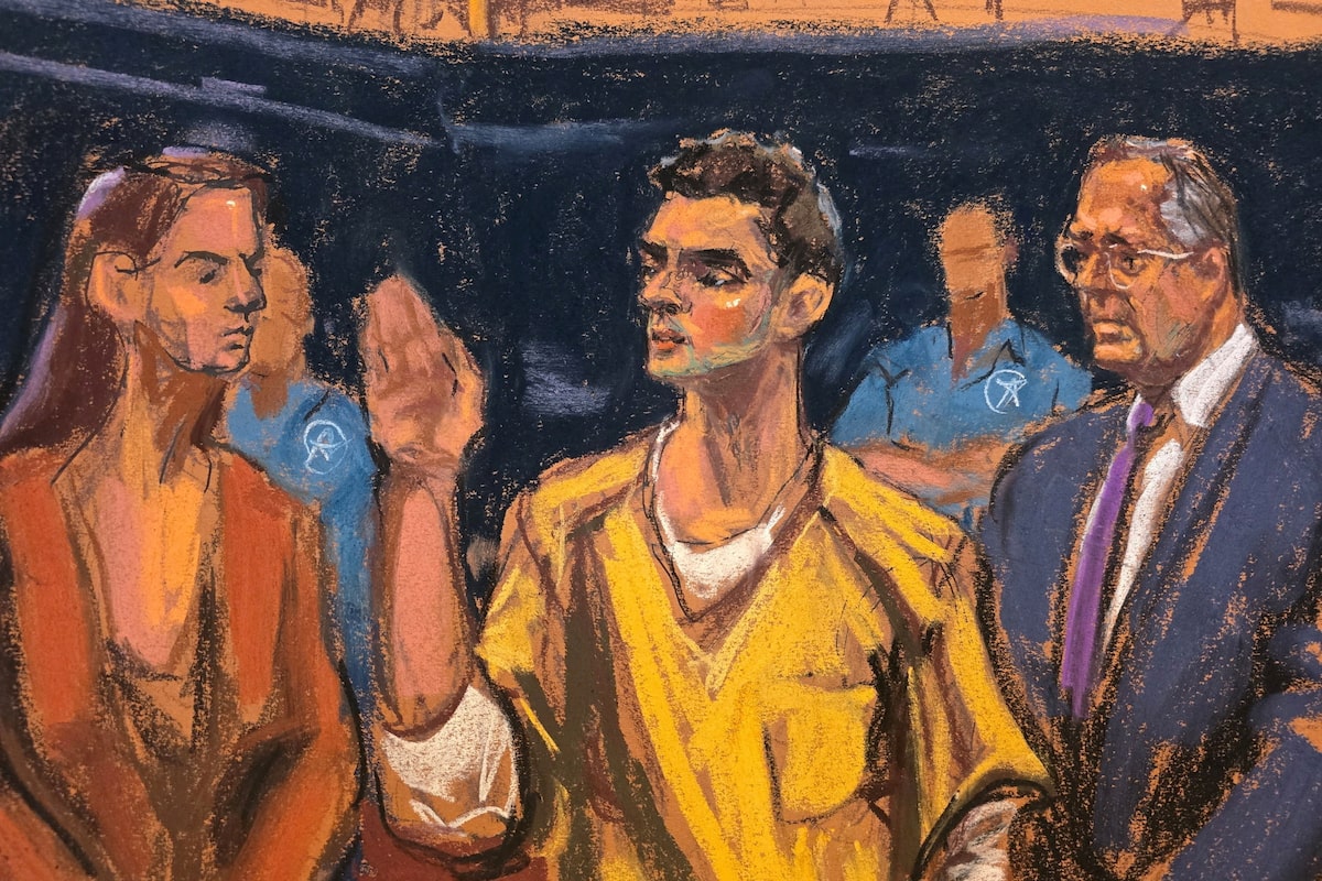 Luigi Mangione pleads guilty to killing UnitedHealthcare CEO