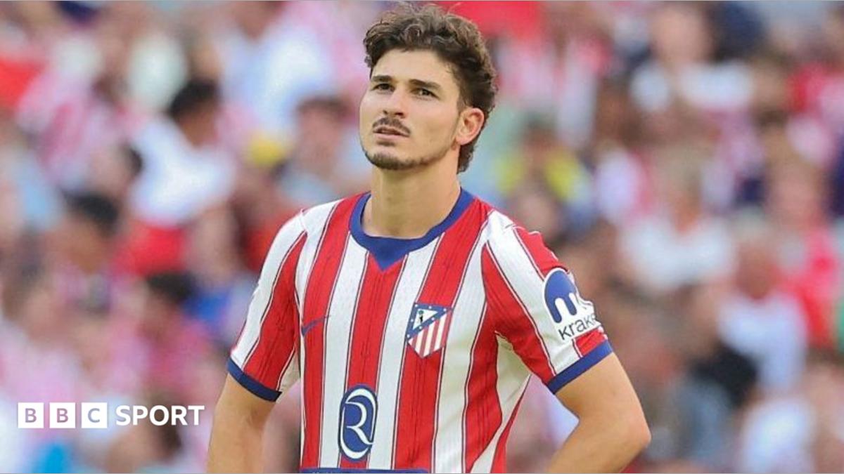 Julian Alvarez in action for Atletico Madrid
