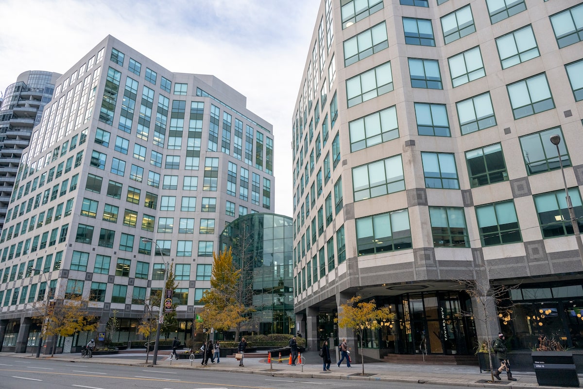 H&R REIT reaches $3.4-billion asset sale deal with GO Residential REIT and other buyers