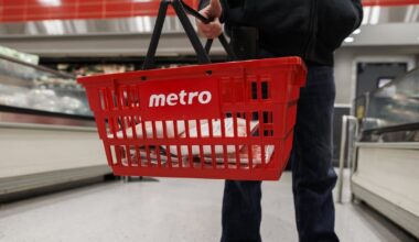 Metro grocery store in North York converts into Food Basics