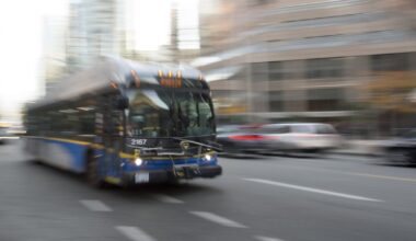 Transit workers in Metro Vancouver and Victoria serve 72-hour strike notice - CTV News